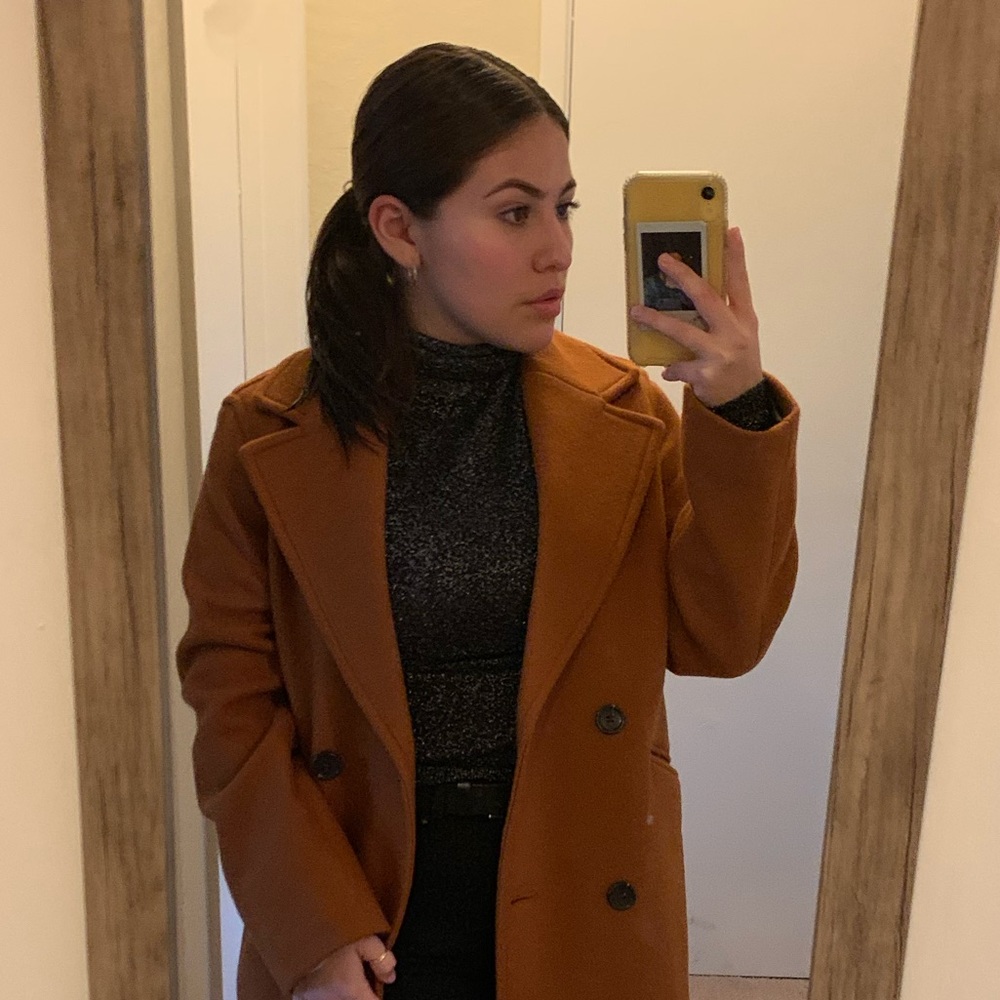 Meet your Posher, Naomy